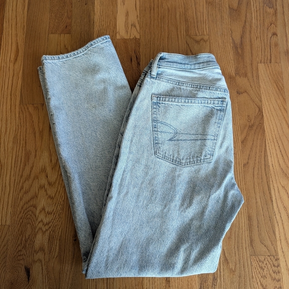 American Eagle light wash 90s straight denim jeans (4) - Picture 8 of 8